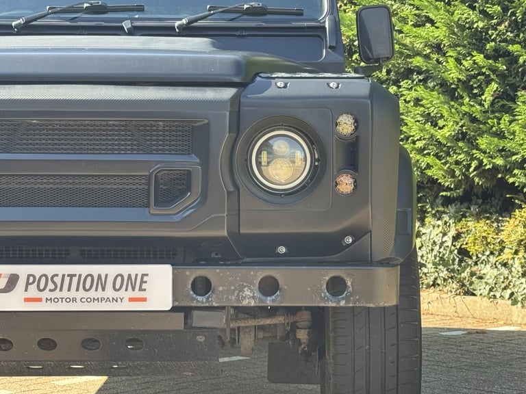 2010 Land Rover Defender 90 2.4 TDCi Hard Top SUV 3dr Diesel Manual 4WD SWB Euro 4 (122 bhp) SUV ...