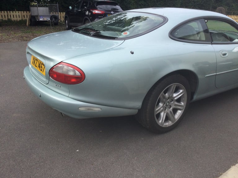 Jaguar, XK8, Coupe, 2000 automatic , 3996 (cc), 2 doors