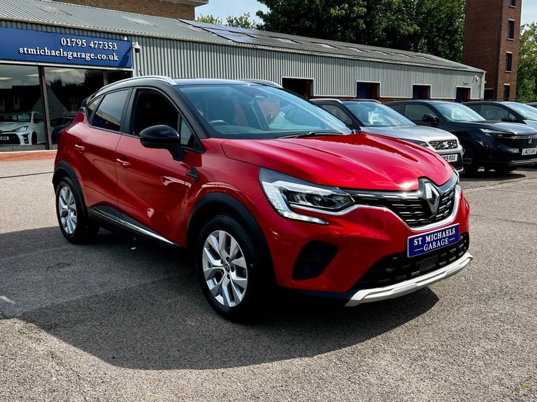 2020 Renault Captur ICONIC TCE Hatchback Petrol Manual