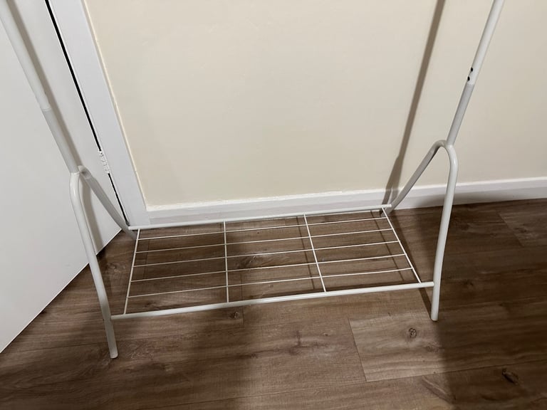 sturdy clores rail