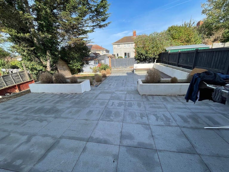 right room with big garden – free parking & great transport links (28 Oct–28 Nov)