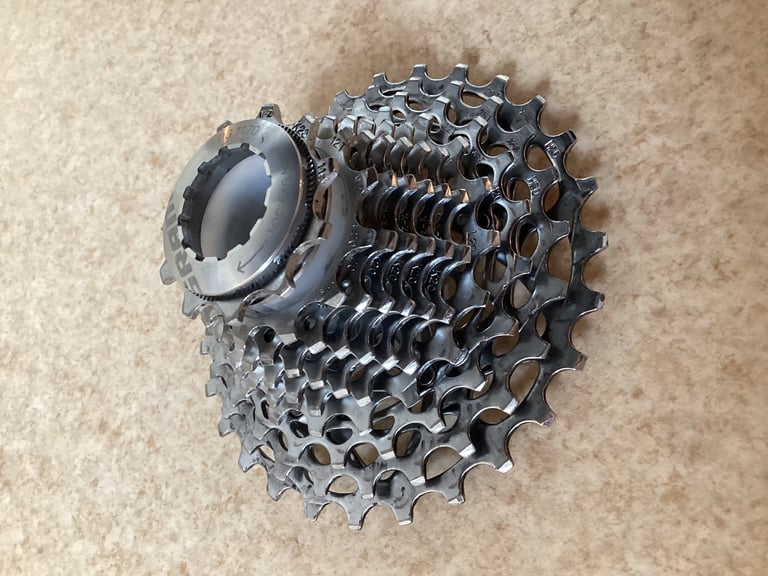 SRAM PG1170 cassette 11 speed 11-28