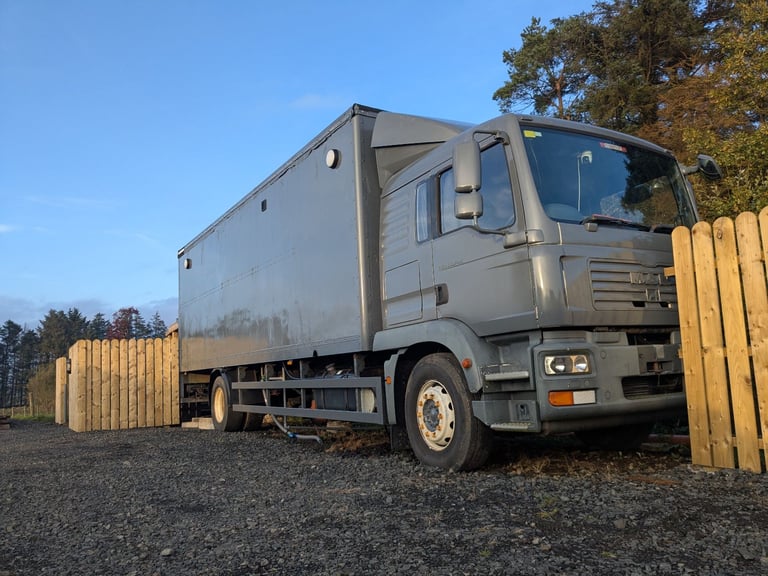 Man 10 Ton Airbnb Conversion 