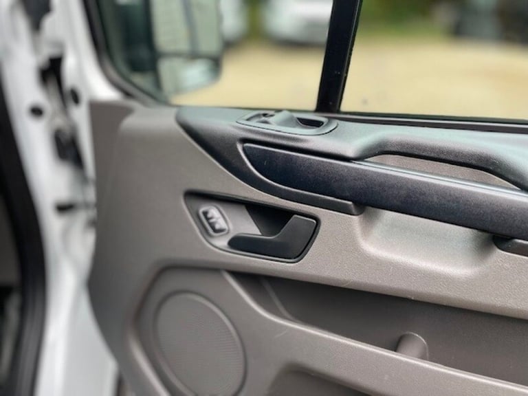 2023 Ford Transit Custom 300 EcoBlue Leader Panel Van Diesel Manual