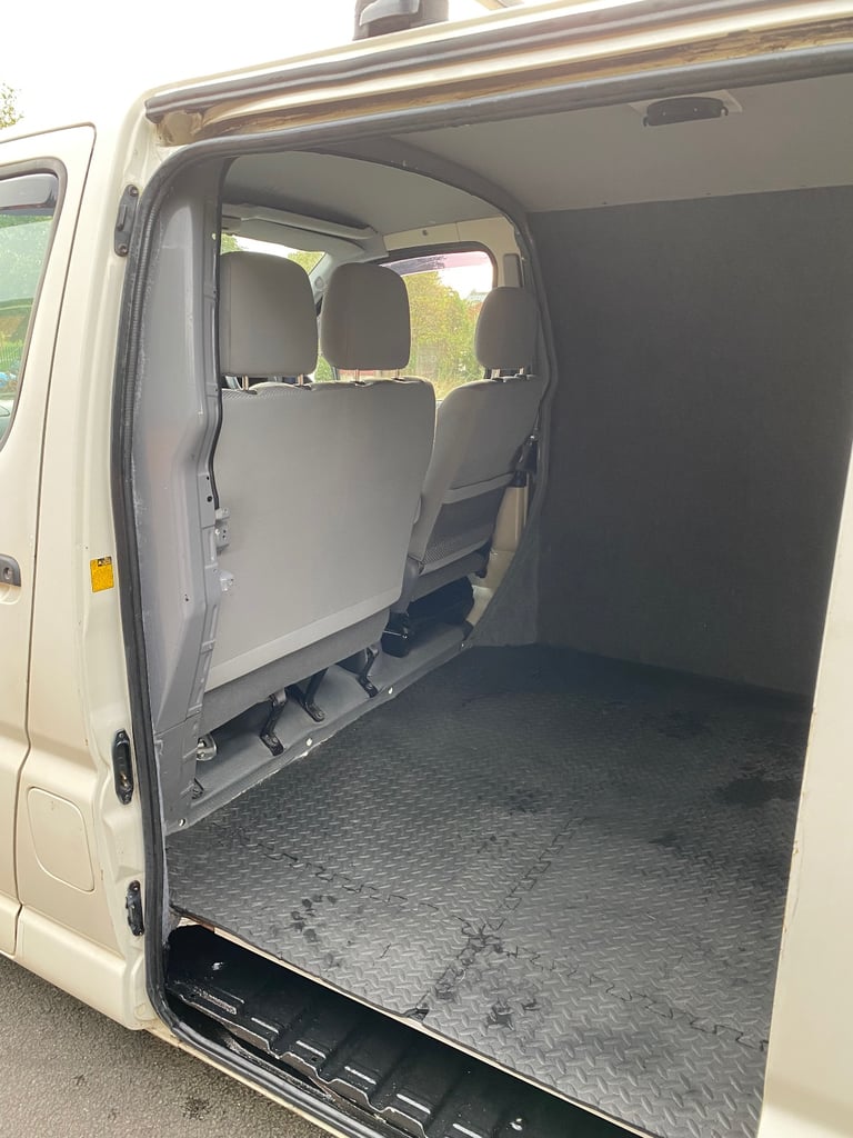 2009 Toyota Hiace 280 D-4D SWB 120bhp **FSH, NEW MOT**