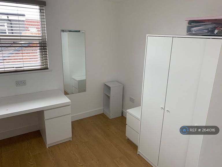 5 bedroom house in Salisbury Road, Wavertree, Liverpool, L15 (5 bed) (#2641016)