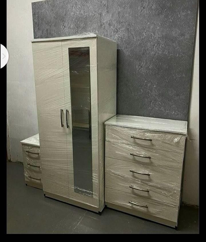 Modern Bedroom Furniture. Bedroom Suit Includes Bedside Tables, Chest of Drawers and Wardrobes