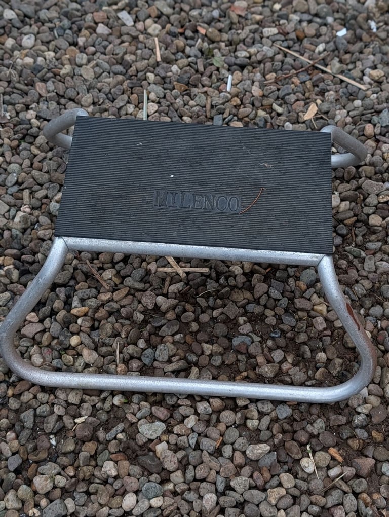 image for Milenco Aluminium Rubber Top Single step