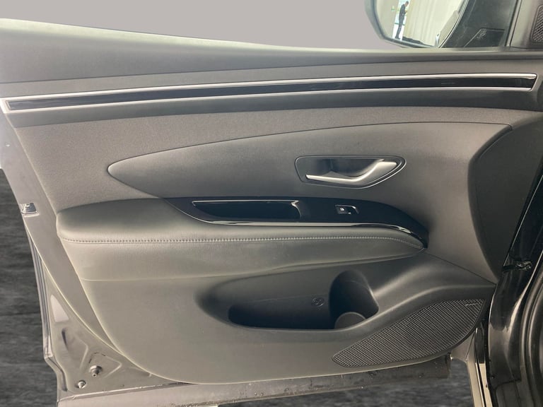 2022 Hyundai TUCSON 1.6 h T-GDi Premium SUV 5dr Petrol Hybrid Auto Euro 6 (s/s) (230 ps) - HEAT S...