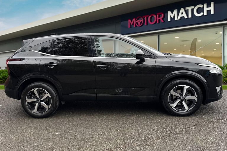 2022 Nissan Qashqai 1.3 DIG-T MHEV N-Connecta XTRON Euro 6 (s/s) 5dr SUV PETROL Automatic