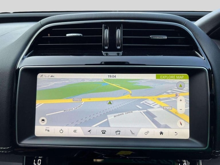 2019 Jaguar XE 2.0d R-Sport Saloon 4dr Diesel Auto Euro 6 (s/s) (180 ps) Saloon Diesel Automatic