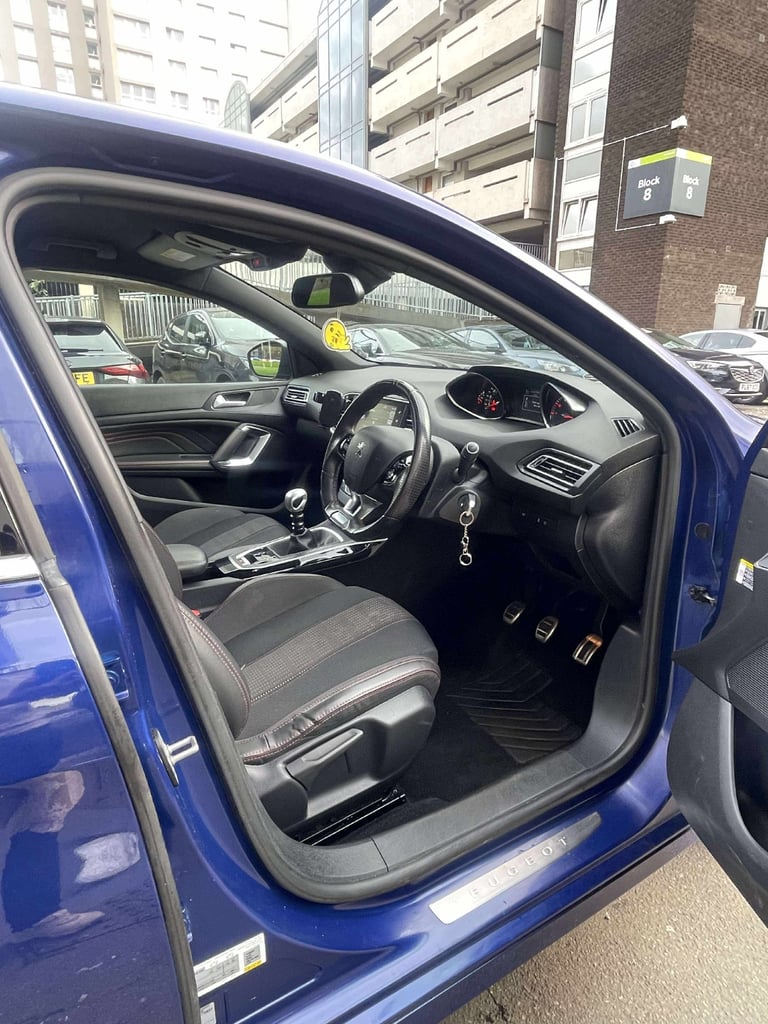 Peugeot, 308, Hatchback, 2016, Manual, 1199 (cc), 5 doors