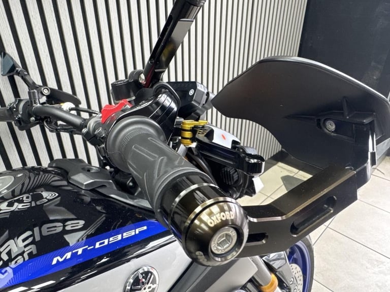 2018 Yamaha MT09Sp naked sport Akrapovic exhaust loads of upgrades