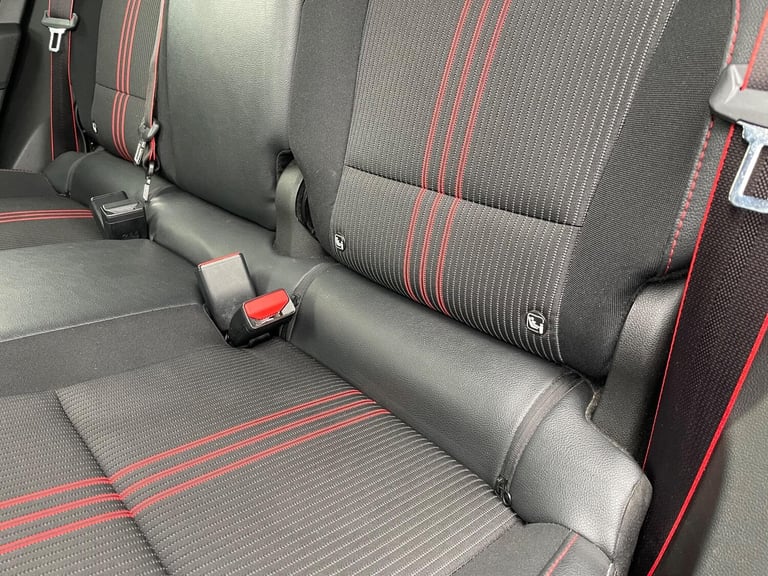 2021 Renault Captur 1.3 TCe RS Line EDC Euro 6 (s/s) 5dr HATCHBACK Petrol Automatic