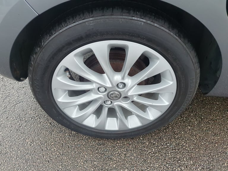 2015 Vauxhall Corsa 1.2 SE 5dr HATCHBACK Petrol Manual
