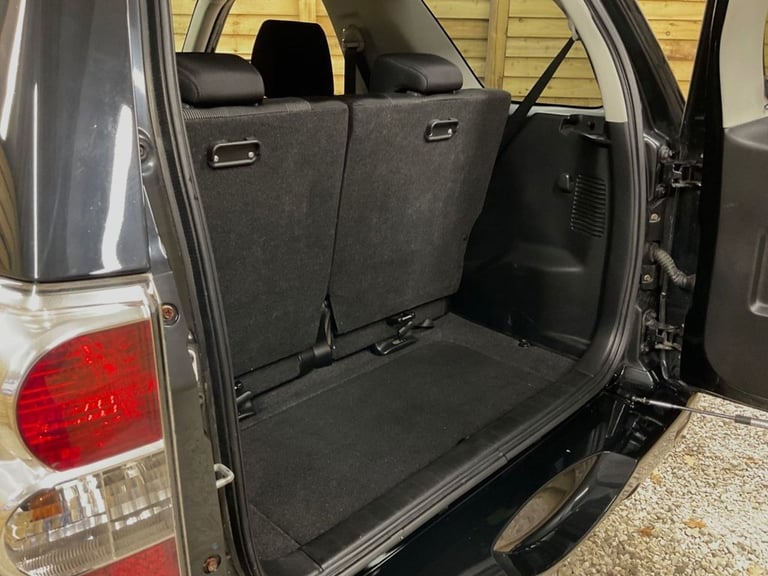 2010 Suzuki Grand Vitara 2.4 VVT SZ4 3dr Auto ESTATE PETROL Automatic