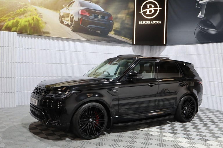 LAND ROVER RANGE ROVER SPORT 3.0 D300 MHEV HSE Silver Auto 4WD Euro 6 (s/s) 5dr