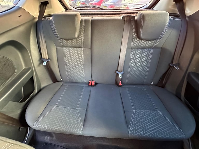 2012 Ford Fiesta 1.4 Zetec 3dr HATCHBACK Petrol Manual