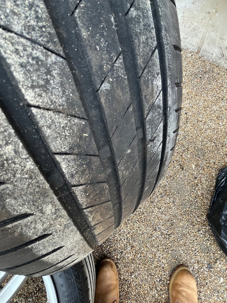 🛞 Genuine BMW 19” M Sport Alloy Wheels – Staggered Set with 2x Bridgestone Run Flat Tyres 🛞