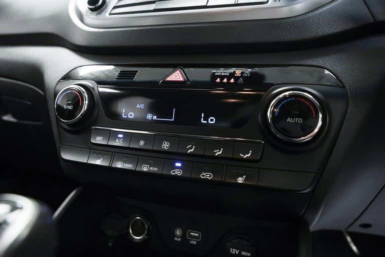  Hyundai TUCSON 1.7 CRDi Blue Drive SE Nav Euro 6 (s/s) 5dr Diesel Manual