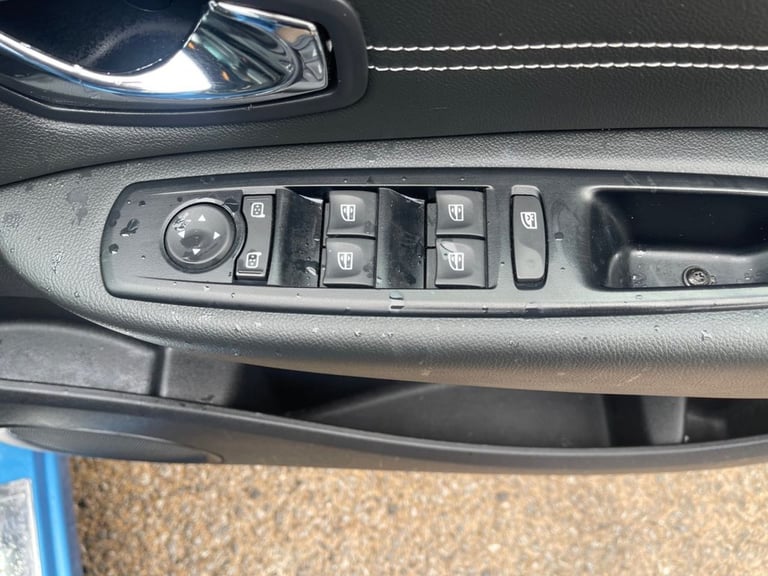 2013 63 RENAULT SCENIC 1.5 DCI ENERGY DYNAMIQUE TOMTOM MPV 5DR DIESEL MANUAL EUR