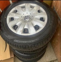 Tyres 15” and steel wheels