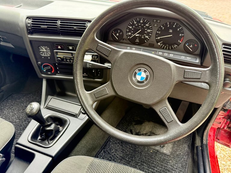  BMW 3 Series 318I 2 DOOR Coupe Coupe Petrol Manual