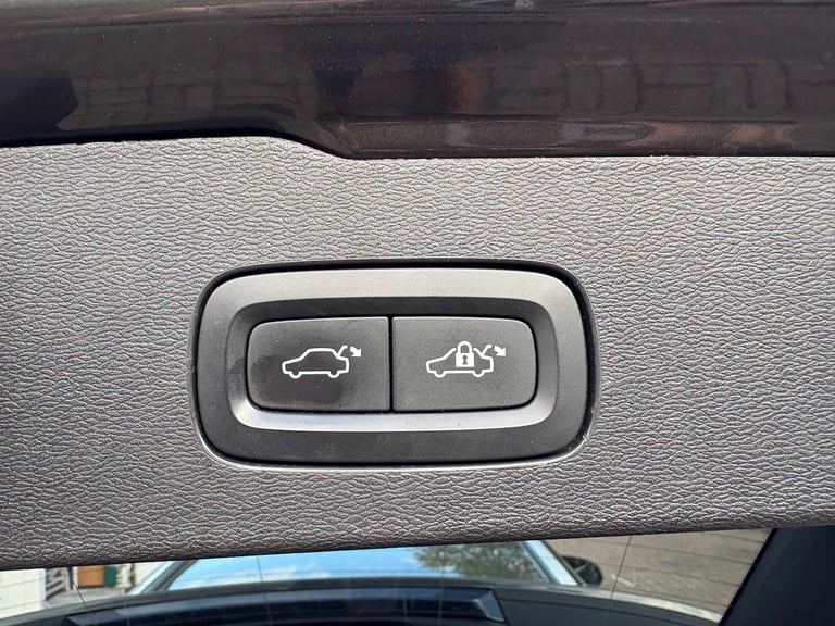 2018 Volvo V60 2.0 V60 Momentum Pro D3 Auto 5dr Estate Diesel Automatic