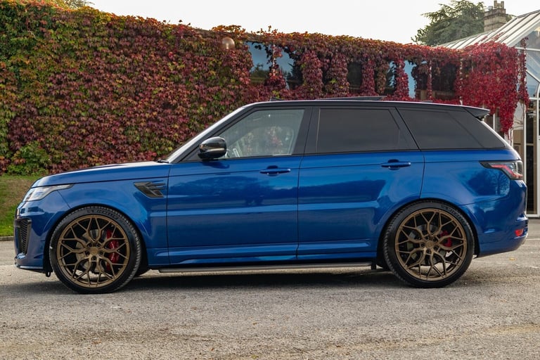 2022 Land Rover Range Rover Sport 5.0 P575 S/C SVR Carbon Edition 5dr Auto ESTATE PETROL Automatic