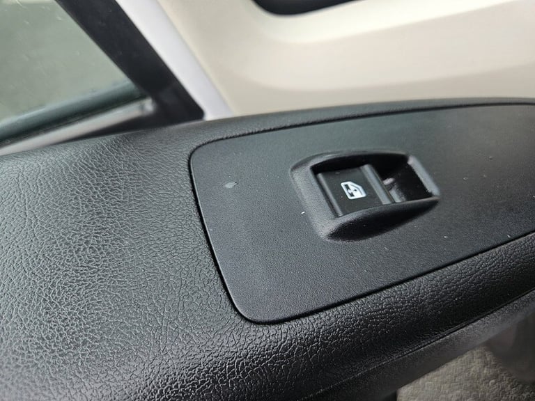 2021 Peugeot Boxer BlueHDi 335 Professional L3H2 Euro 6 140ps Panel Van Diesel Manual