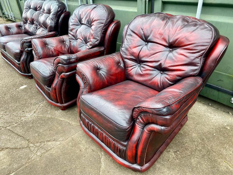 Chesterfield sofa set Oxblood 