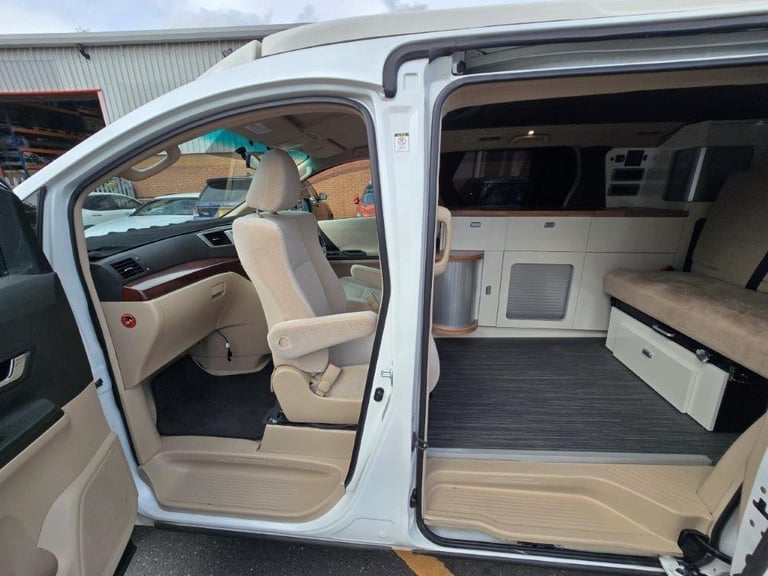 Wellhouse Toyota Vellfire
