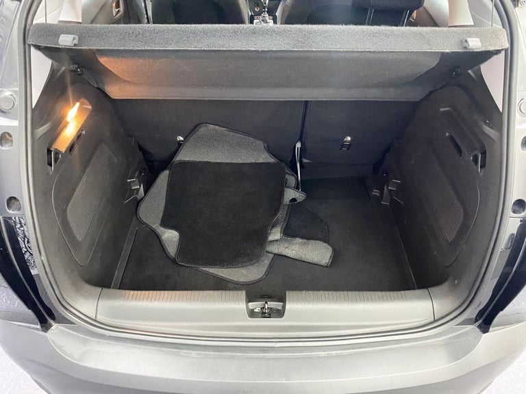 2022 Vauxhall Crossland 1.2 Turbo Design SUV 5dr Petrol Manual Euro 6 (s/s) (110 ps) HATCHBACK Pe...