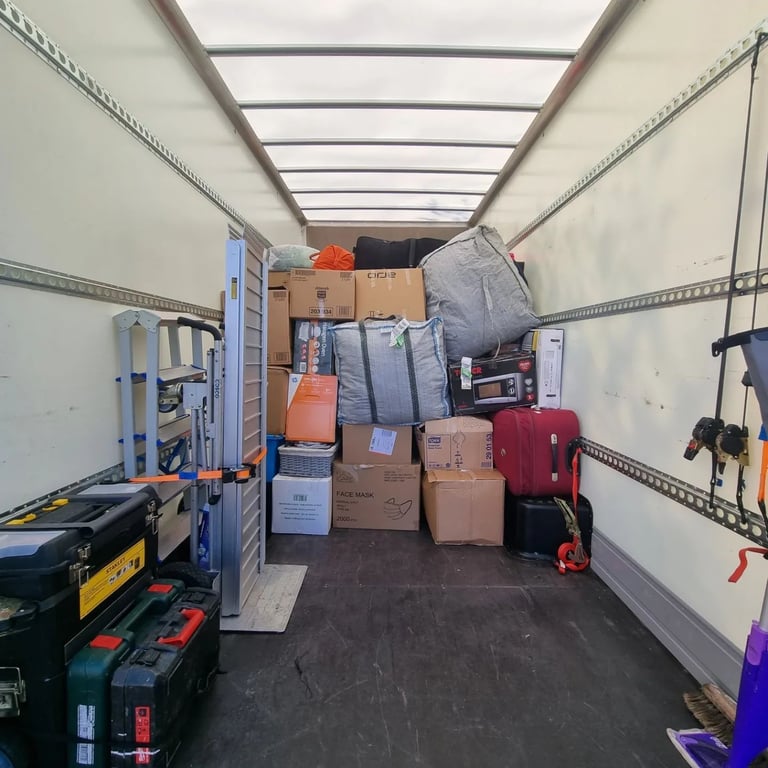 Man and Van 🚐 Van Hire🛋️ Sofa Moving Bike Moving Furniture Moving 🛏️Mattress Moving 📦 Removals