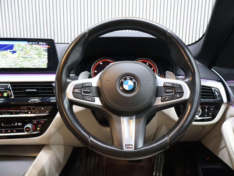 2017 BMW 5 Series 3.0 530d M Sport Auto xDrive Euro 6 (s/s) 4dr SALOON Diesel Automatic