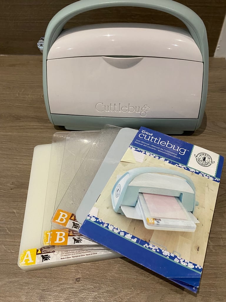 •:*:• Pending Cricut Cuttlebug Diecutting & Embossing Machine Cardmaking Scrapbooking•:*:•