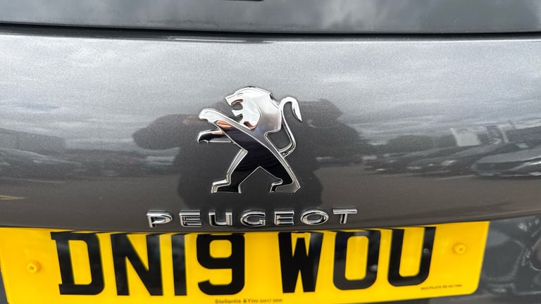 2019 Peugeot 2008 1.5 BlueHDi GT Line SUV 5dr Diesel Manual Euro 6 (s/s) (100 ps) SUV Diesel Manual