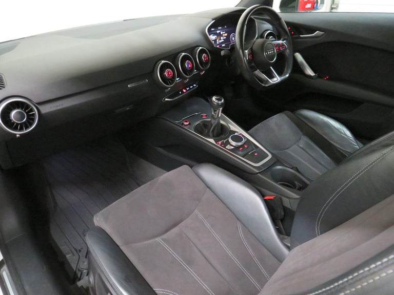 AUDI TT 2.0 TDI ultra S line 2015