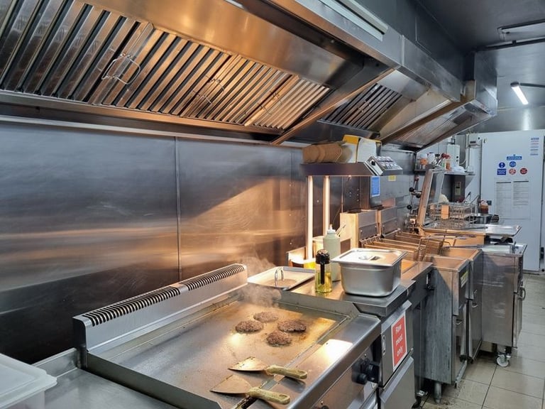 Burger shop for sale – REF: RB552