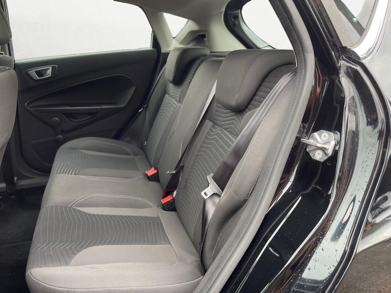 2016 Ford Fiesta 1.25 Zetec Euro 6 5dr Hatchback Petrol Manual