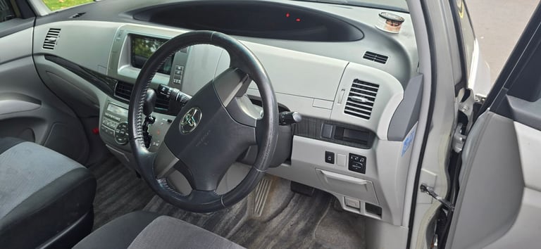Toyota Estima Aeras, 88,323 miles