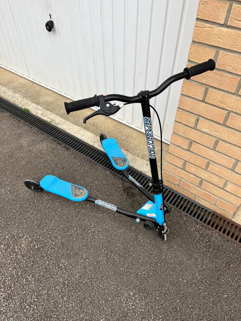 Self propelled scooter 