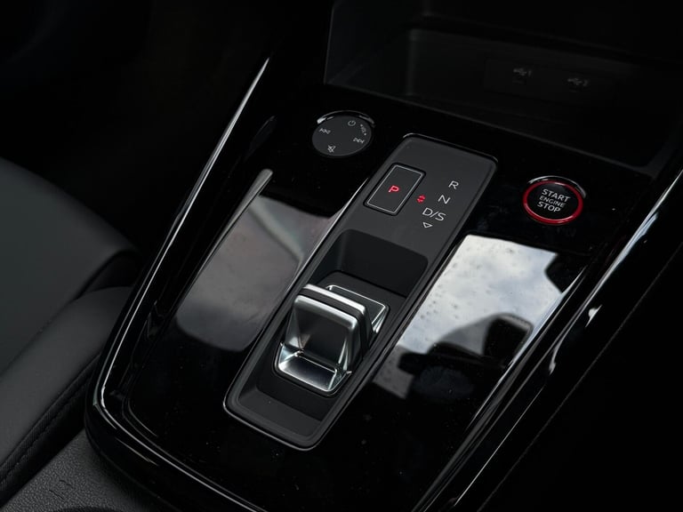  Audi RS3 2.5 TFSI Carbon Black Sportback 5dr Petrol S Tronic quattro Euro 6 (s/s) (4 Petrol Auto...