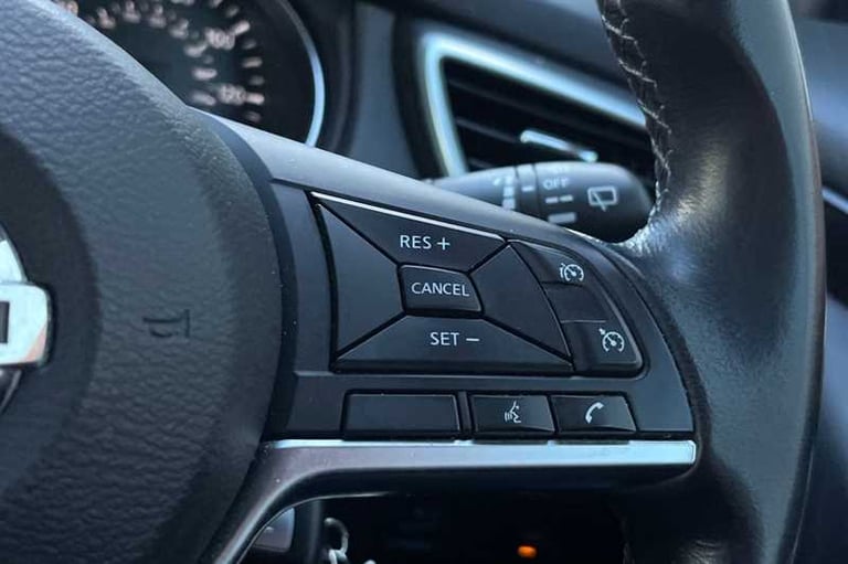 2020 Nissan Qashqai 1.3 DIG-T Acenta Premium SUV 5dr Petrol Manual Euro 6 (s/s) (140 ps) SUV Petr...