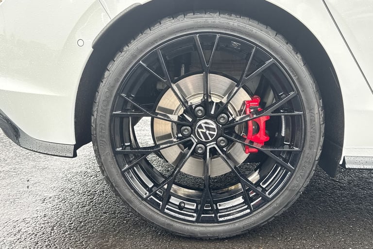 2025 Volkswagen Golf 2.0 TSI 300 GTI Clubsport 5dr DSG **VIENNA LEATHER, GTI PERFORMANCE PACK , H...