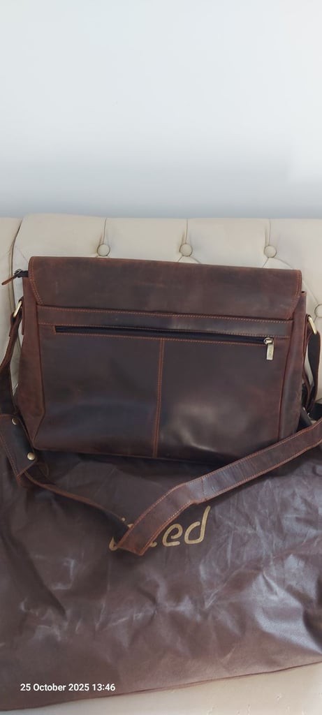 Taled Leather Man Bag