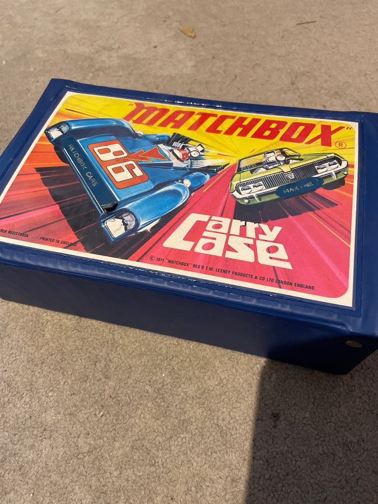 image for Matchbox carry case & cars