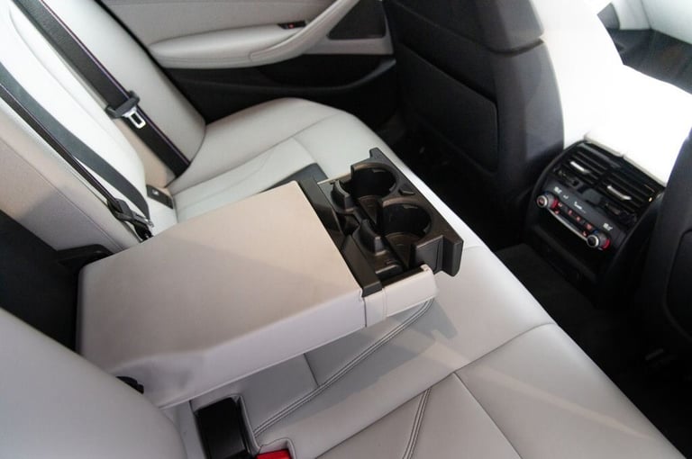 2018 BMW M5 4.4 V8 Saloon 4dr Petrol Steptronic xDrive Euro 6 (s/s) (600 ps) Saloon Petrol Automatic