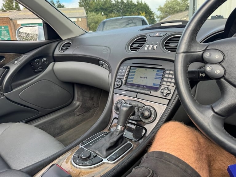 2005 Mercedes-Benz SL 3.7 SL350 Convertible 2dr Petrol Automatic (281 g/km, 245 bhp) Convertible ...