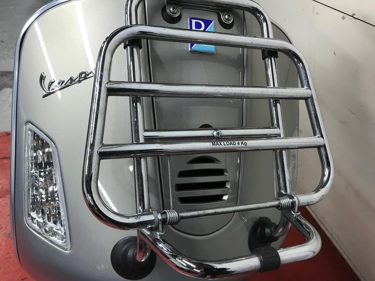 Piaggio Vespa GTS 300i